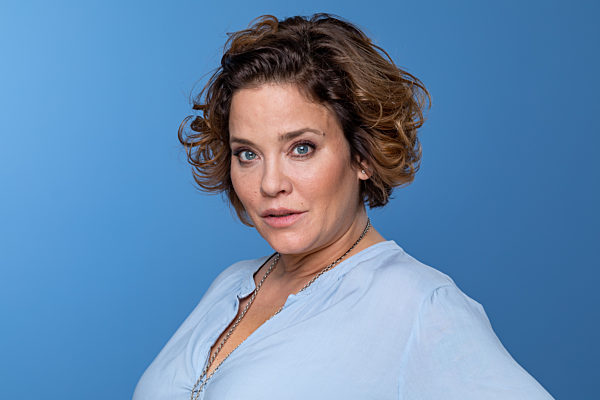 EXCLUSIVE MDR Riverboat - Muriel Baumeister