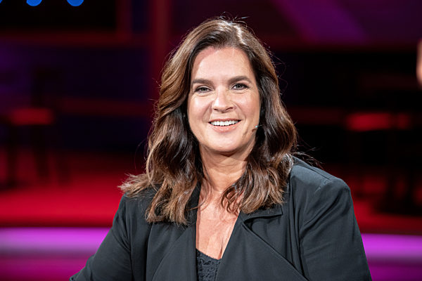 EXCLUSIVE MDR Riverboat - Katarina Witt