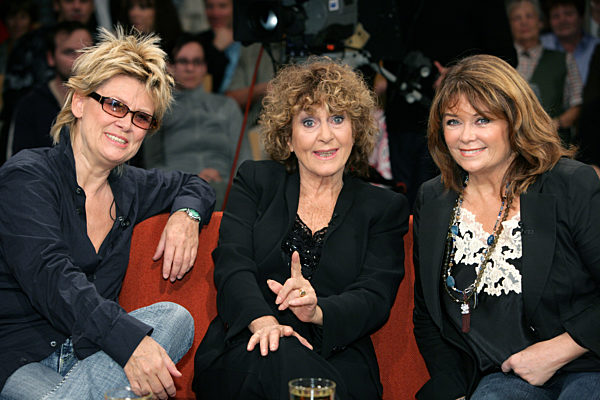 Die skandinavischen Sängerinnen Gitte Haenning...