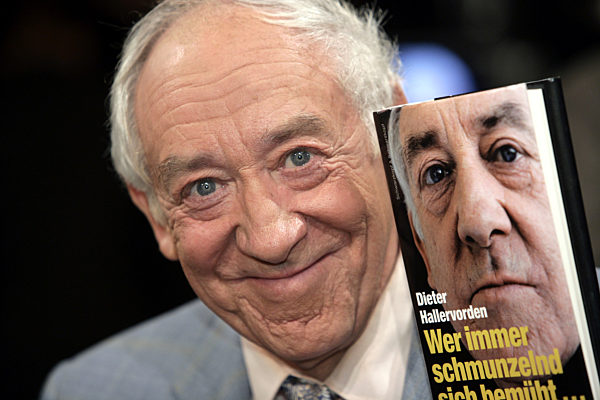 Der Schauspieler und Kabarettist Dieter Hallervorden, aufgenommen am 15.12...