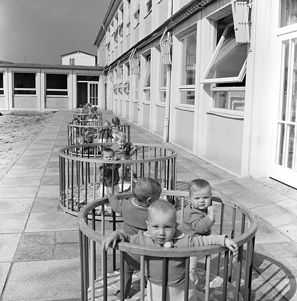 DDR - Kinderkrippe