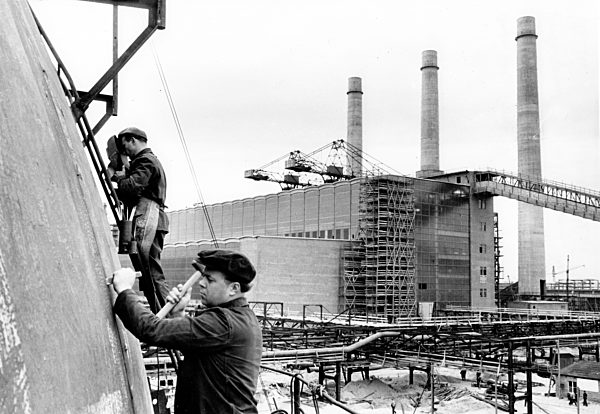 DDR - Aufbau Schwarze Pumpe