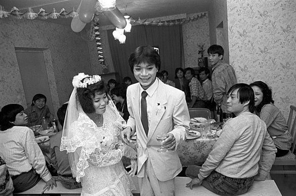 DDR - Vietnamesische Gastarbeiter 1990