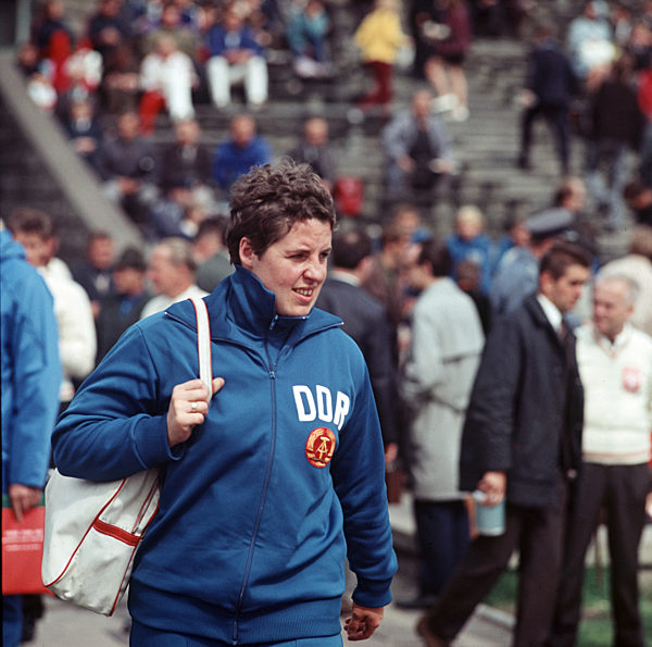 DDR - Leichtathletik - Kugelstoßerin Margitta Gummel