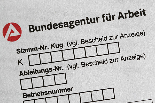 Themenbild - Antrag auf Kurzarbeitergeld der Bundesagentur fuer Arbeit, KUG Coronavirus, Corona Virus, COVID-19