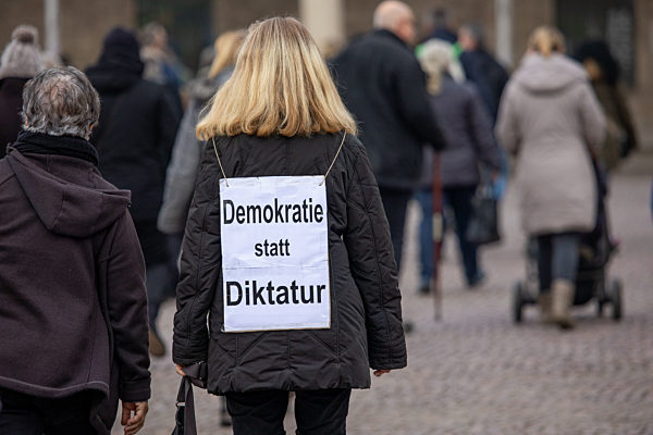 Querdenken 711, Stuttgart, 20.12.2020, Foto: EIBNER/DROFITSCH