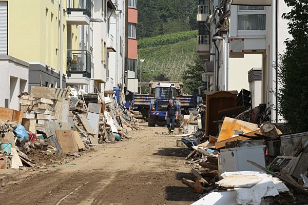Flutkatastrophe im Ahrtal, Bad Neuenahr, 22.07.2021,   Foto: EIBNER/Joerg Niebergall