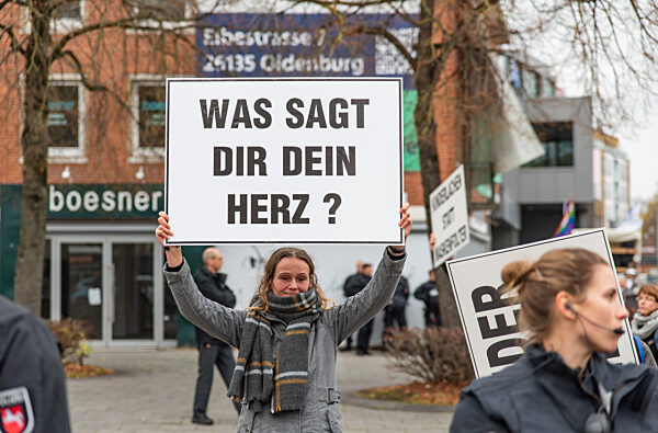 Querdenken Demonstration in Oldenburg 06.11.2021