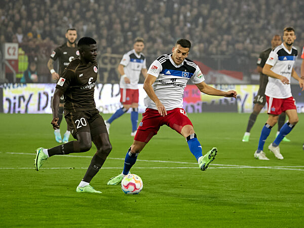 FC St. Pauli vs. HSV, 2. Bundesliga, Hamburg, Spielzeit 2022/2023, 12.Spieltag, 14.10.2022