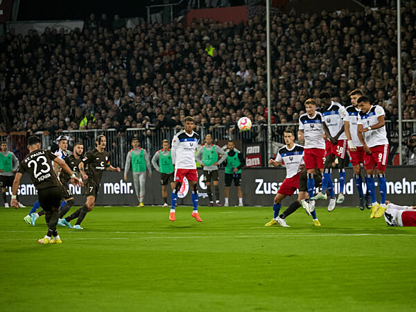 FC St. Pauli vs. HSV, 2. Bundesliga, Hamburg, Spielzeit 2022/2023, 12.Spieltag, 14.10.2022