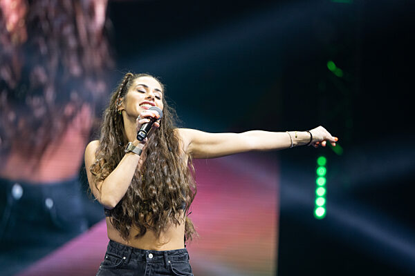 Sarah Engels beim Auftritt im Rahmen der Veranstaltung Schlagernacht des Jahres - DAS ORIGINAL

am 16.03.2024 in Mannheim
Foto: Gerhard Wingender