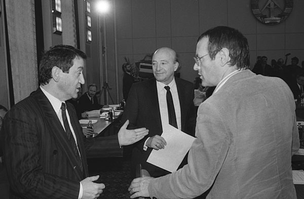 DDR - Berliner Zentraler Runder Tisch 1990