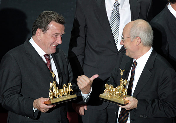 Quadriga-Preisverleihung - Schröder und  Aust