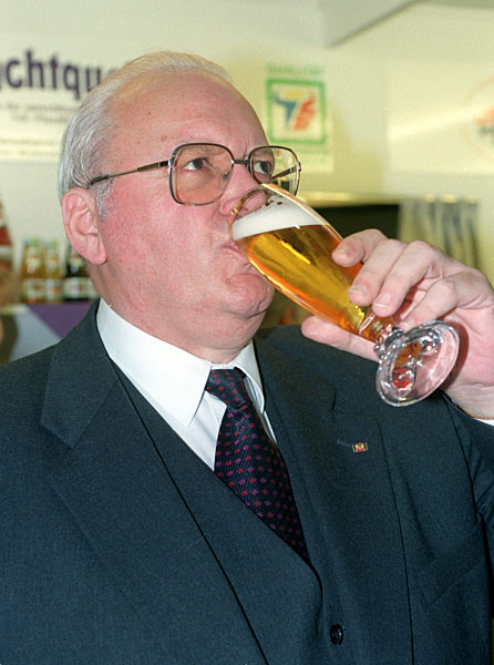 Bundespräsident Roman Herzog läßt sich am 20.01...