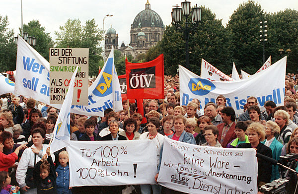 Gewerkschafts-Demo (Archivfoto und Text 1991)