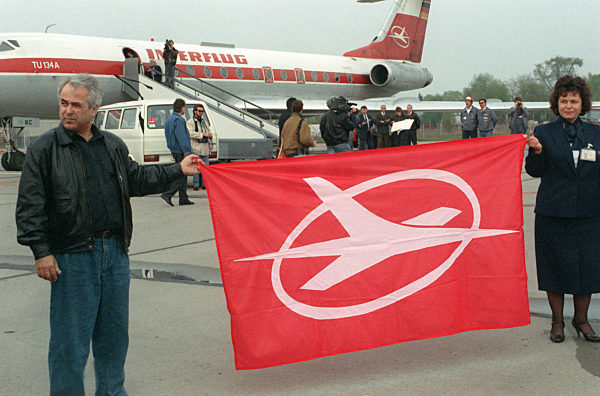 Die ehemalige DDR-Luftfahrtgesellschaft Interflug stellte am 30.04...