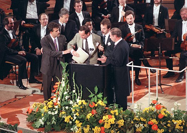 Deutsche Einheit - Staatsakt (Archivfoto 1990, Text 1991)