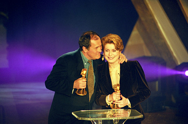 Bernardo Bertolucci und Catherine Deneuve bei der Goldenen Kamera