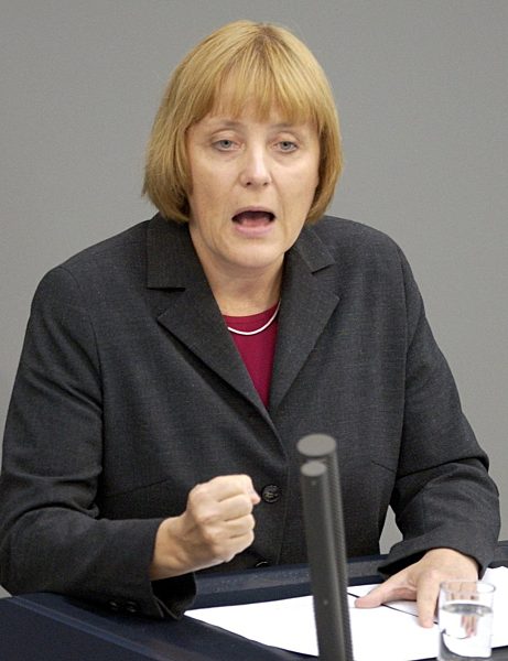 Bundestag Sondersitzung Rede Merkel