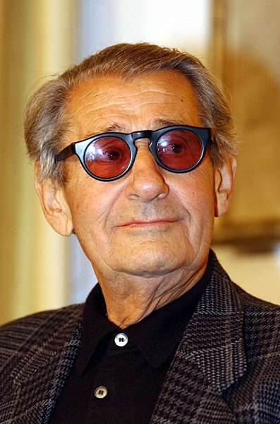 Newton übergibt Fotosammlung an Berlin - "Stolz und glücklich"