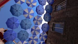 Touristenattraktionen in der Altstadt von Quebec City: Quartier Petit Champlain, Unterstadt, Einkaufsviertel und alte französische Architektur