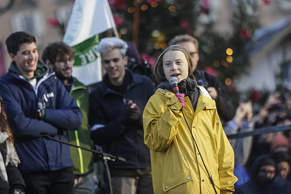 Greta Thunberg intervenes from the stage of the Friday for Future presidium.