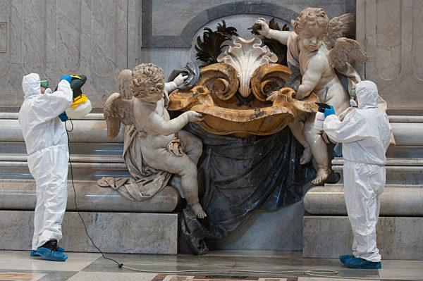 May 15, 2020 : Swiss guard members wear protective face masks, during the spread of the coronavirus disease (COVID-19), at the Vatican