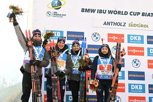 Biathlon race - IBU Biathlon World Cup 2024 - Mixed Relay (W+M)