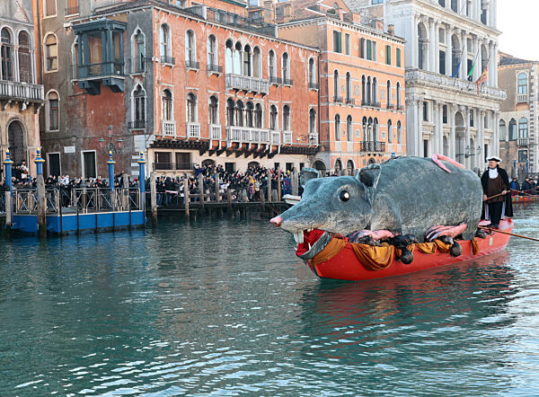 Water procession of the Pantegana Venice Carnival 28 January 2024
