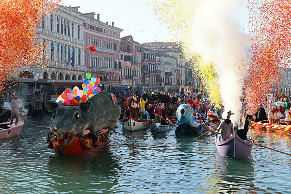 Water procession of the Pantegana Venice Carnival 28 January 2024