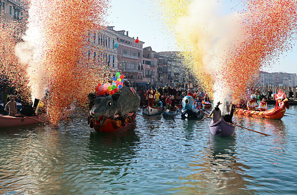Water procession of the Pantegana Venice Carnival 28 January 2024