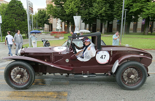 The forty-second edition of the 1000 Miglia 2024 has started with departure from Brescia and first stop in Bergamo.