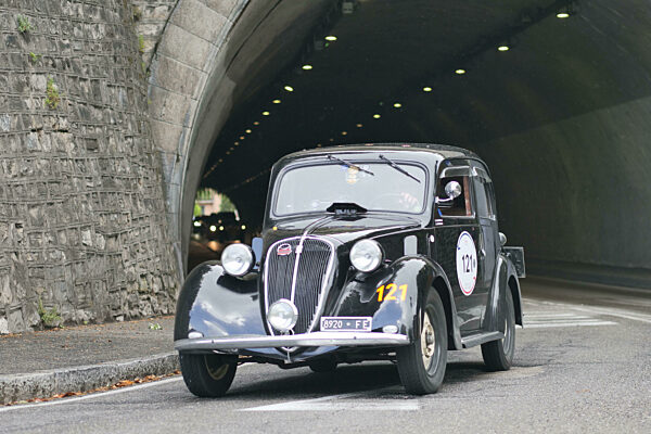The forty-second edition of the 1000 Miglia 2024 has started with departure from Brescia and first stop in Bergamo.