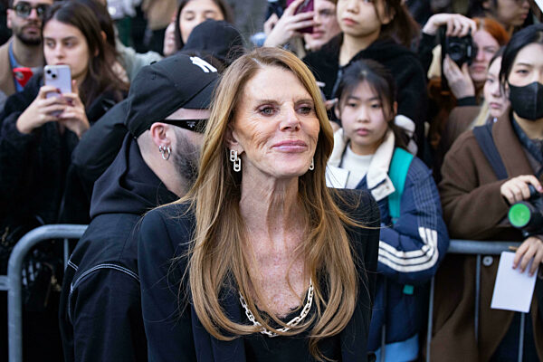 News - Emporio Armani - Arrivals - Milan Fashion Week - Womenswear Fall/Winter 2025/2026