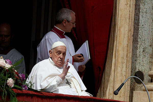 Pope Francis died on Easter Monday, his last appearance yesterday for the Urbi et Orbi