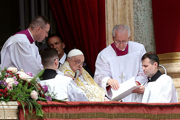 Pope Francis died on Easter Monday, his last appearance yesterday for the Urbi et Orbi