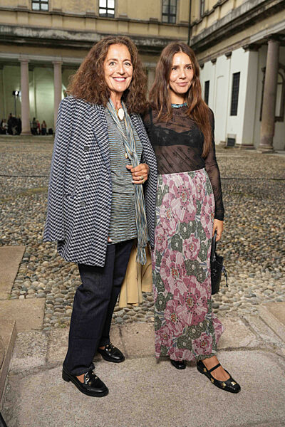 2025 September 24 05:47:43pm: new folder by pao_val