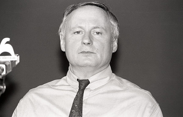 firo : 10/1990
Politik Archiv
Bundestagswahlkampf 1990 erste Wahl nach der deutschen Einheit
Spitzenkandidat Oskar Lafontaine der SPD bei einer Wahlkampfveranstaltung in der Halle Münsterland in Münster