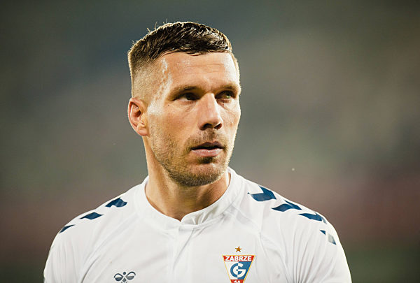 firo : 07.08.2021
Fussball , Fußball 
Saison 2021/2022 , 21/22 , Ekstraklasa , erste , 1. , polnische Liga , 3. Spieltag 
Gornik Zabrze - FKS Stal Mielec 1:0