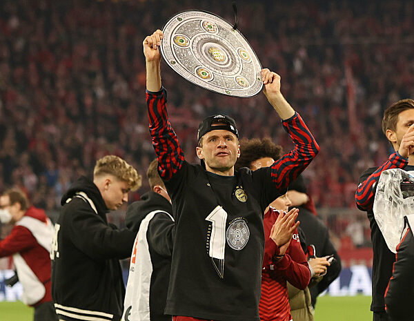 firo :  23.04.2022,
Fußball, 1.Bundesliga,, 1.Liga Saison 2021/2022,
FC Bayern M?nchen , Muenchen , FCB - BVB Borussia Dortmund