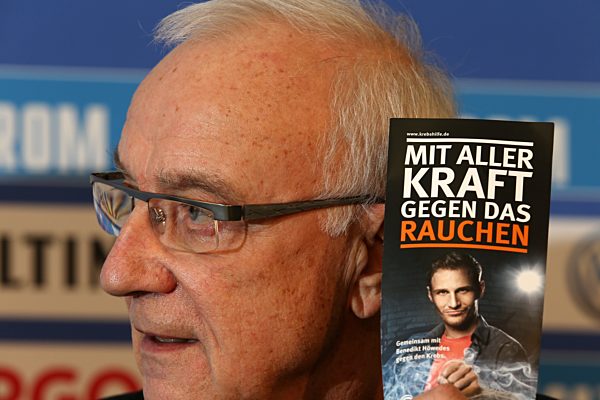 FC Schalke 04 Pressekonferenz
Jens Keller Portrait