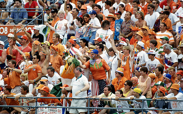 firo , 04.07.1994
Archivbild , Archivfoto , Archiv , Archivfotos
Fußball,Fussball,
WM WELTMEISTERSCHAFT 1994 USA
Achtelfinale:
Niederlande, Holland - Irland 2:0