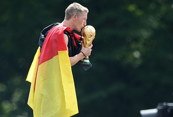 Fuvüball,Fussball,                          15.07.2014
Fuvüball WM Weltmeisterschaft Weltmeister 2014 Deutschland Nationalmannschaft Brandeburgertor
Empfang in Berlin Fanmeile