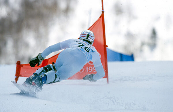 firo : 08.02.1998
Wintersport, Sport : Archivfotos , Archivfoto , Olympia Olympische Spiele Olympiade
Nagano 1998, 98, Olympia in Japan
Männer Herren Snowboard Riesenslalom