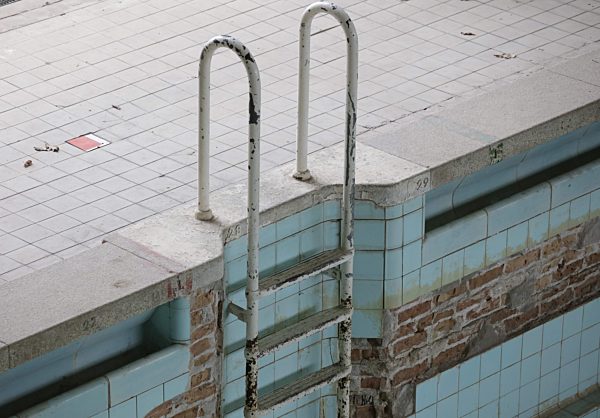 Land und Leute, Olympisches Dorf 1936 Berlin
Hier die Trainings Schwimmhalle