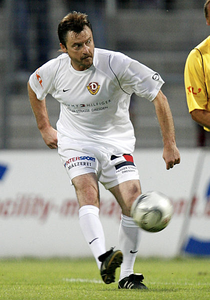 Fußball - Frank Lippmann am Ball