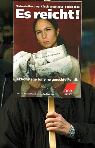 Demonstration vor Süddeutscher Zeitung