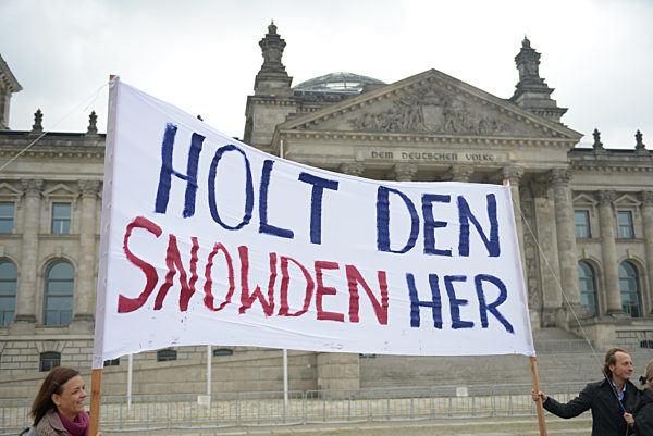 NSA-Untersuchungsausschuss - Demonstranten