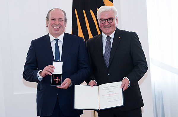 Bundespräsident Steinmeier verleiht Verdienstorden