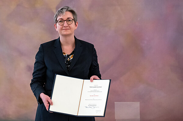 Bundespräsident ernennt neue Bundesregierung